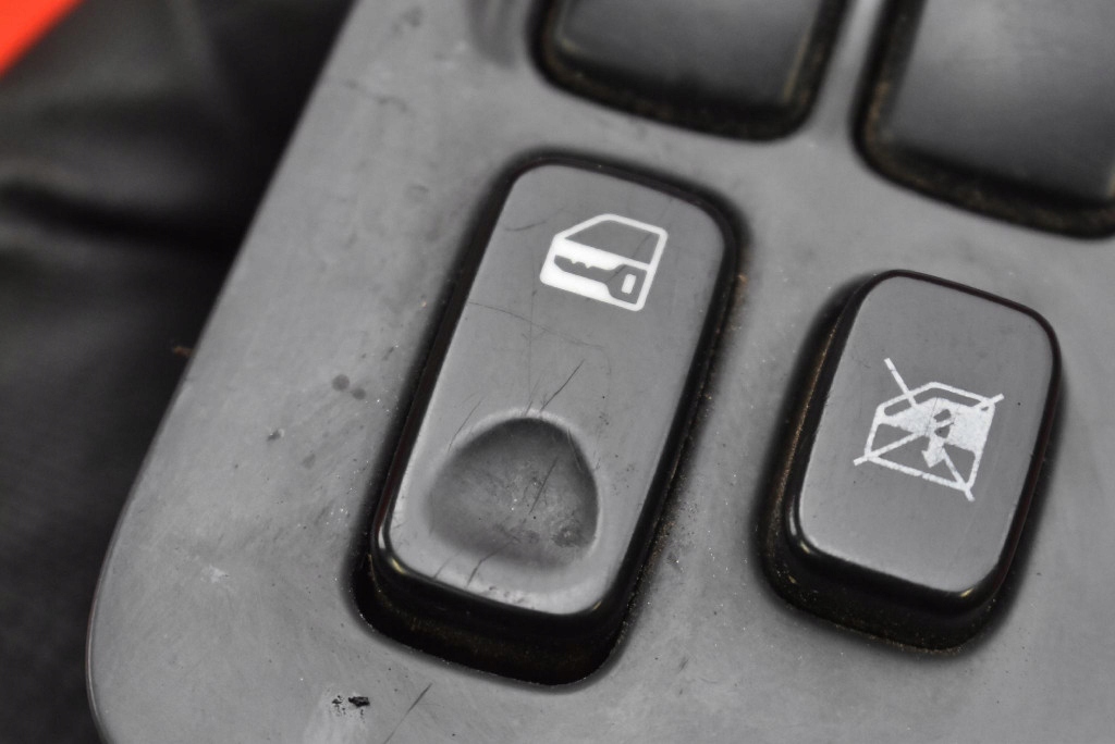 фото №13, Панель управление окон 621w05560 kia cerato 1 i 04-06