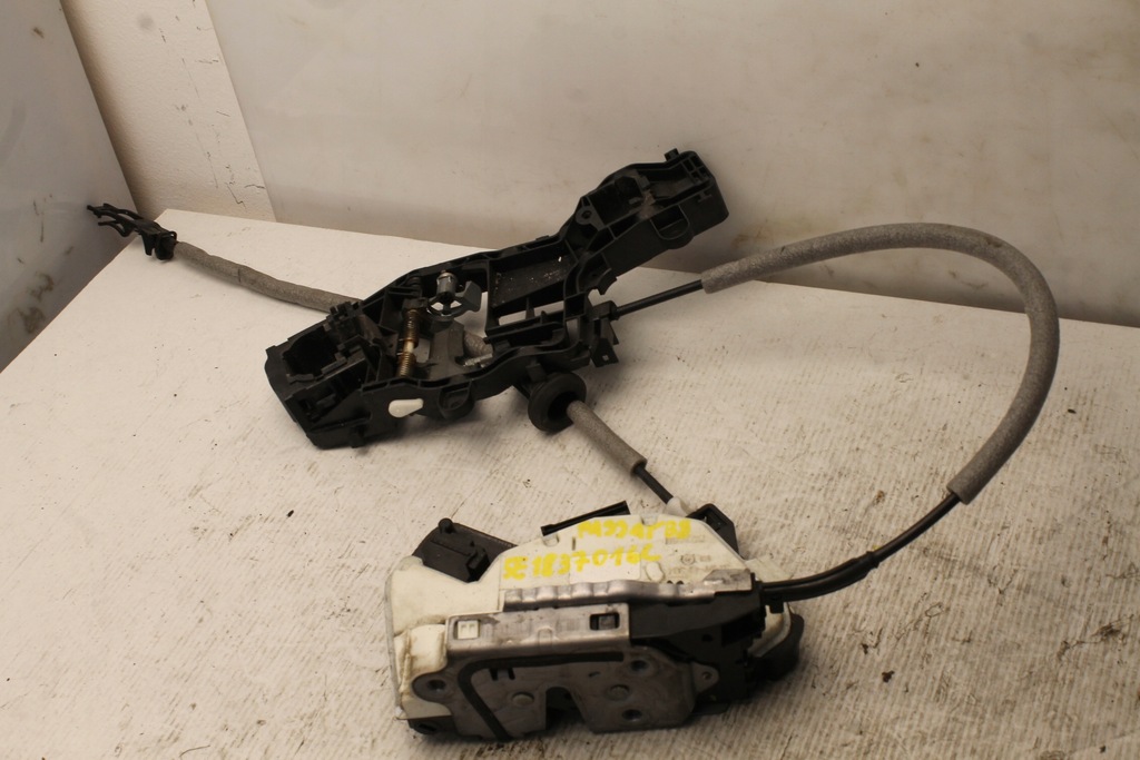 фото №1, Passat b8 skoda rapid замок дверь передних правый перед 5e1837016c #