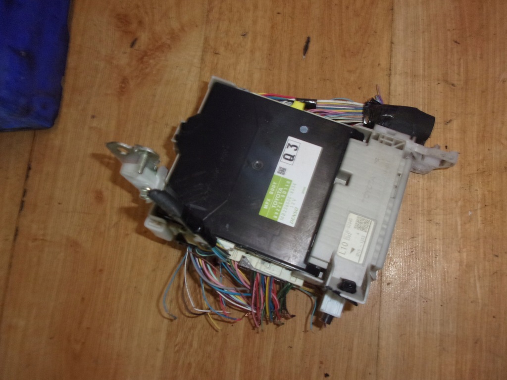 фото №1, Toyota yaris iii блок управления модуль комфорта