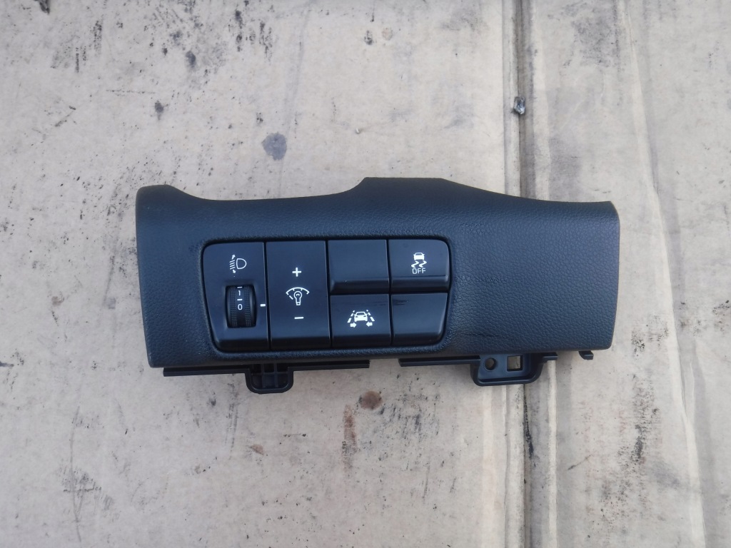 фото №1, Панель управление переключателей hyundai tucson iii 93700-f1000wk