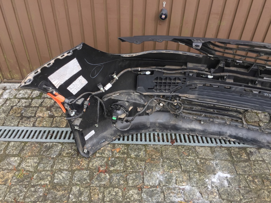 фото №10, Chrysler pacifica гібрид hybrid 18 19 бампер перед камера 6 pdc