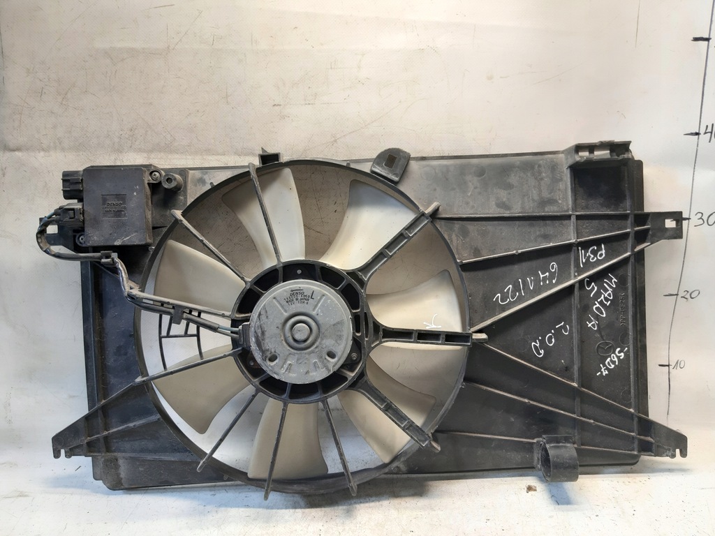 фото №6, Mazda 5 2.0 d оригинальный номер 168000-4850 вентилятор радиатора