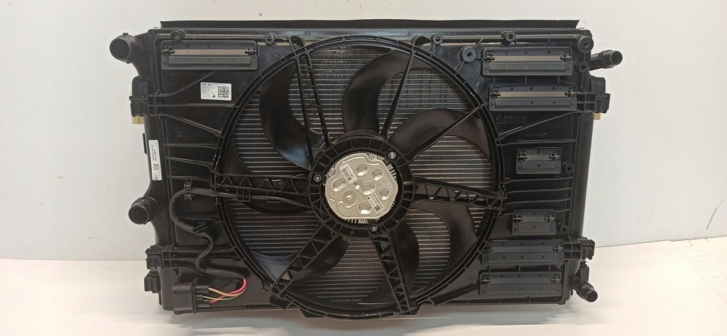 Audi q3 вентилятор радиатор 1.5 tsi 5q0959455bn 5q0816411as Недорого