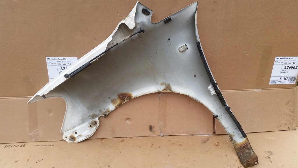 фото №11, Крыло правый перед toyota avensis verso