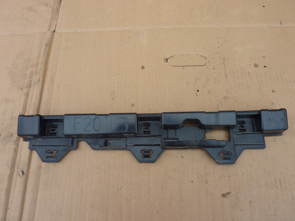 фото №1, Направляющая кронштейн порог накладки порога bmw 1 f20