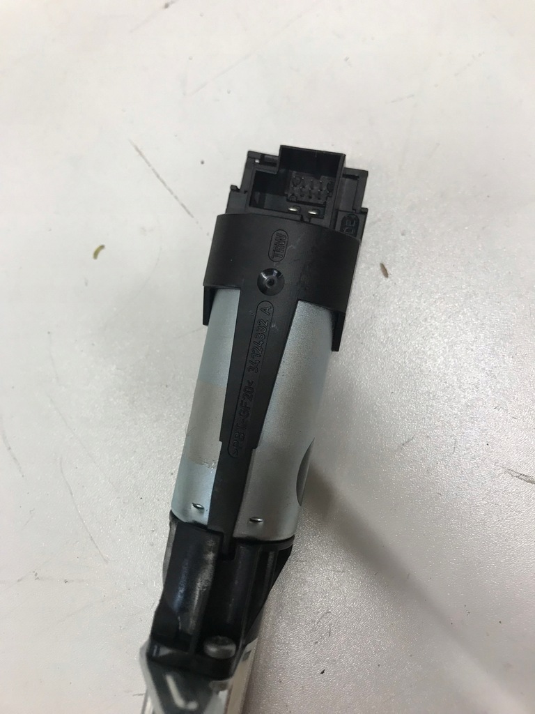 фото №10, Mercedes w222 разъём зажим поперечина левая/правая 2x