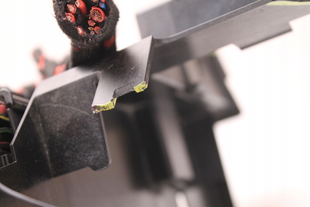 фото №5, Audi r8 ii 4s 16r- 5.2 fsi коробка запобіжників