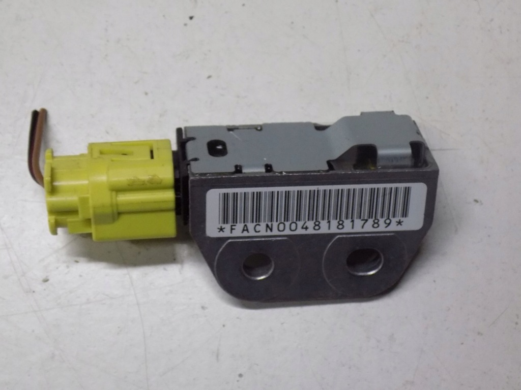 фото №1, Nissan x-trail t30 датчик удару