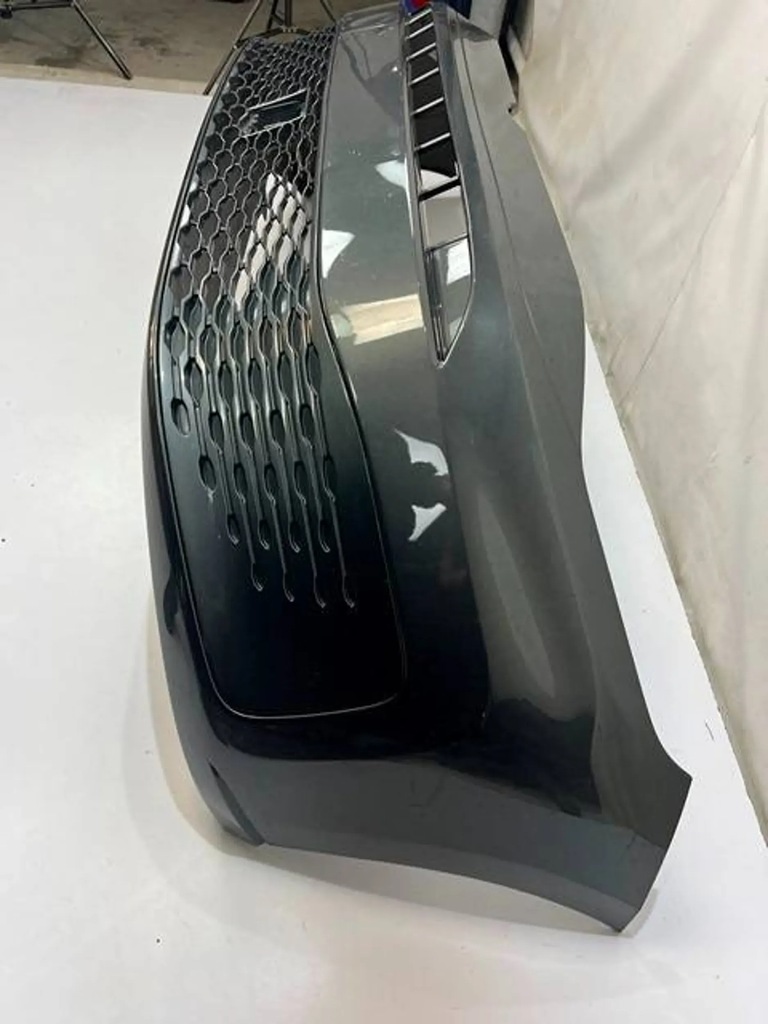 фото №7, Бампер перед передній vw caddy 2k7 20 r.-