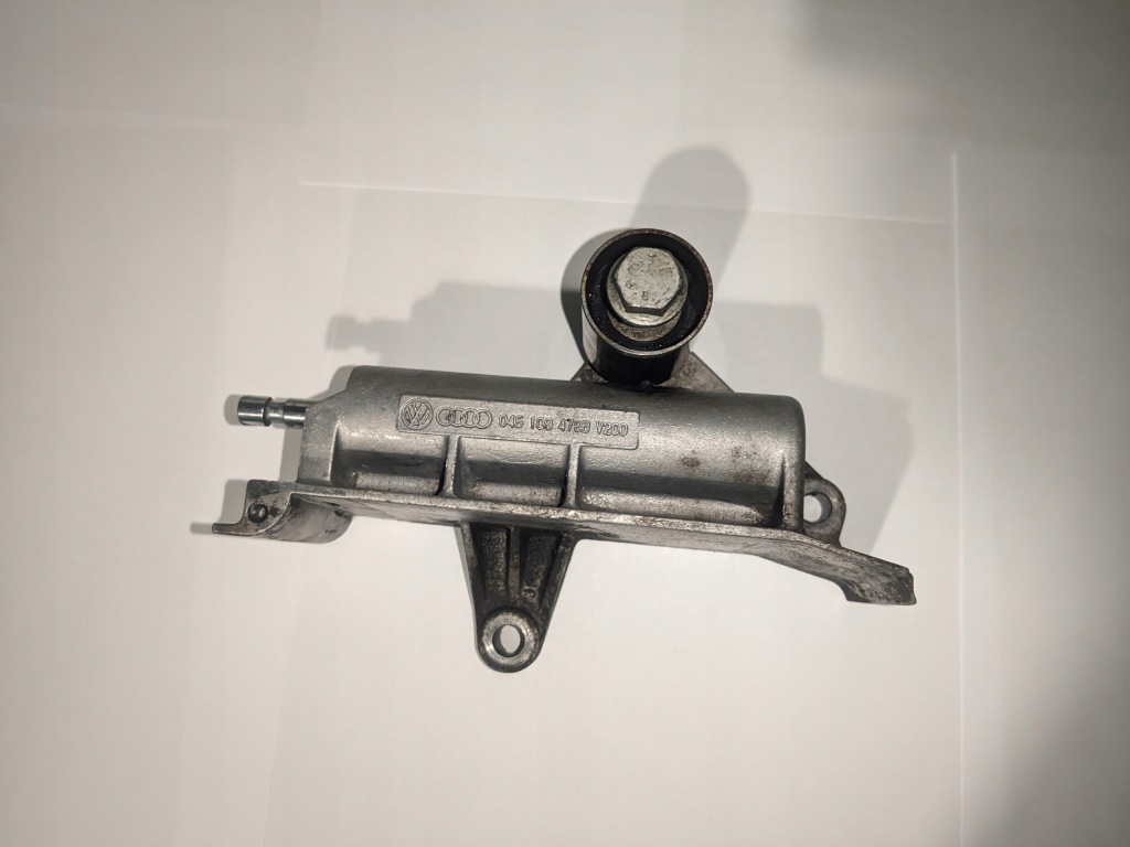 Купити Натягувач розподільного валу vw 045109479b