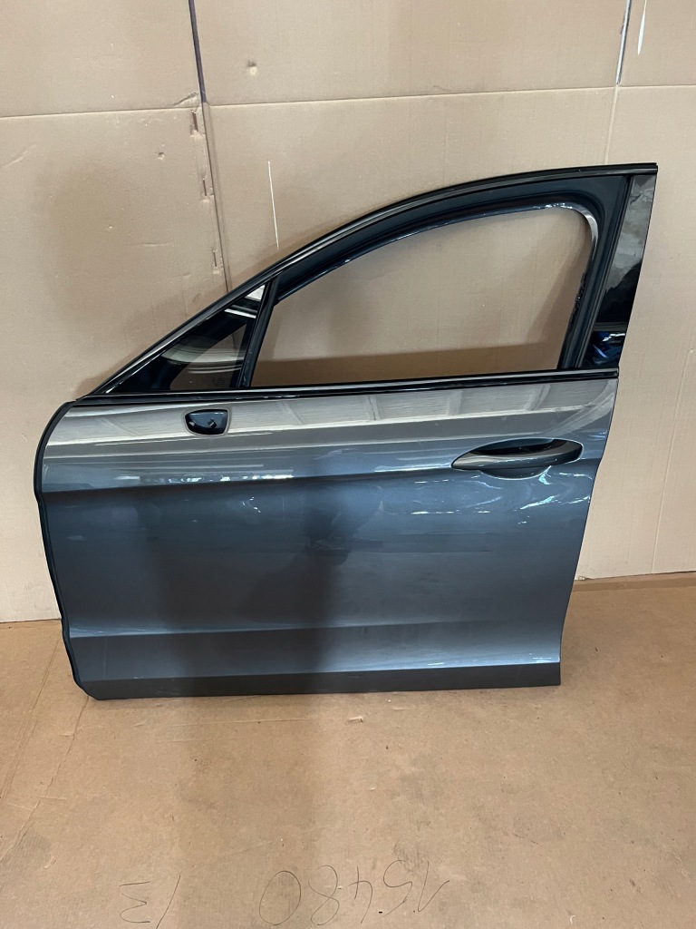 фото №1, Idealne дверь перед передние левая porsche panamera 971 цвет: m7s 1