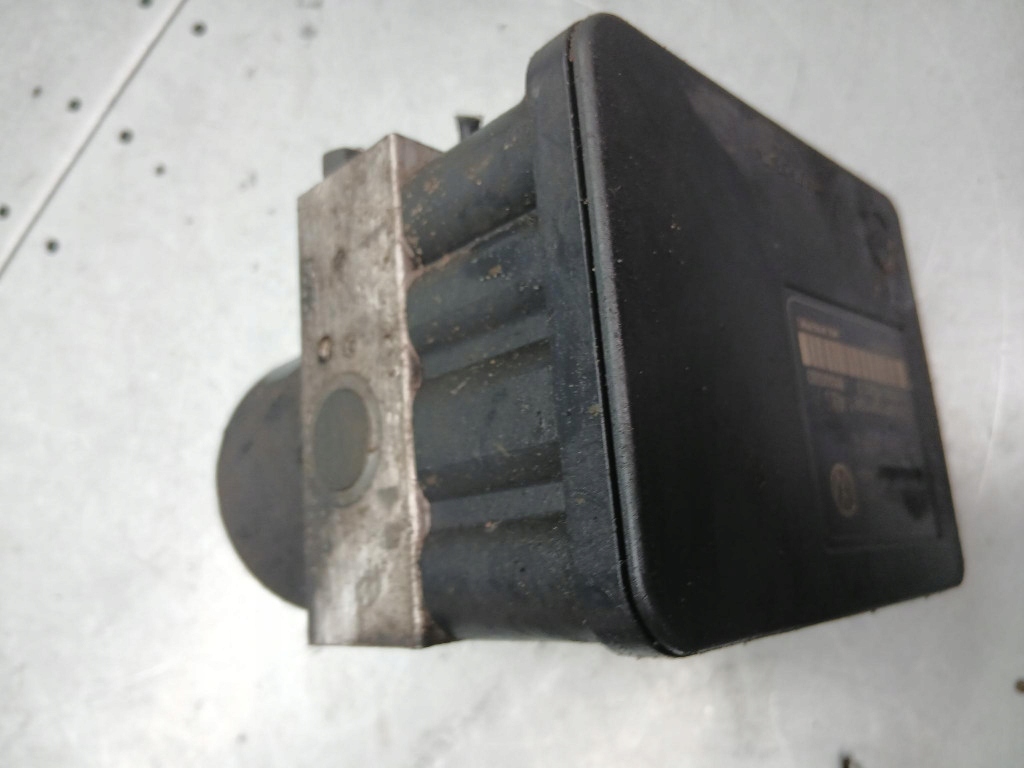 Насос abs audi a3 8l рестайлінг  01r 1j061411 в Україні