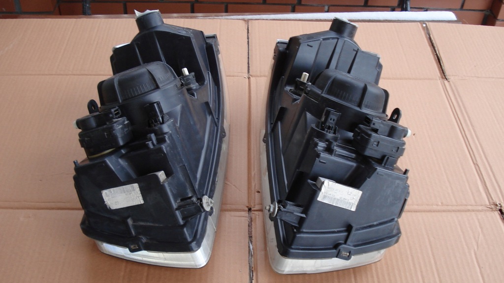 фото №3, Лампи передні комплект l+p land rover freelander europa