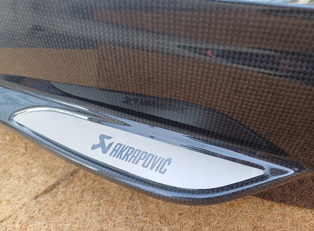 фото №11, Akrapovic porsche 911 992 gt3 дифузор бампера карбон