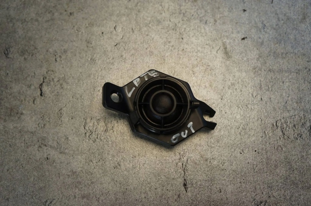 фото №1, Динамик дверь перед передних треугольник mitsubishi outlander ii lift 8720a009