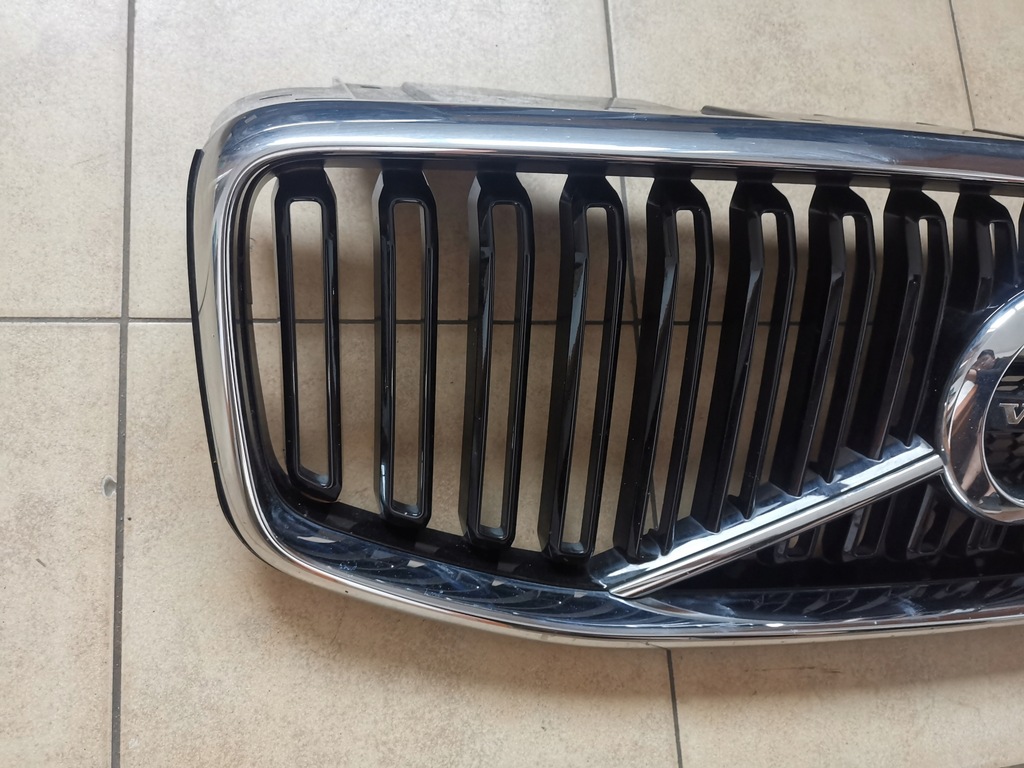 фото №2, Volvo xc60 ii решётка радиатора решётка радиатора model po 2018 roku