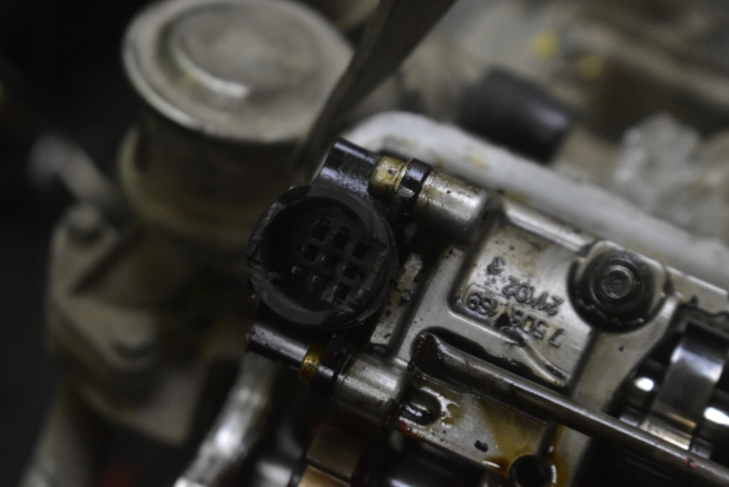 фото №15, Двигатель блок двигателя бензиновый n62b44 7534012 bmw e63 4.4 v8 333km 03-07 сжатие