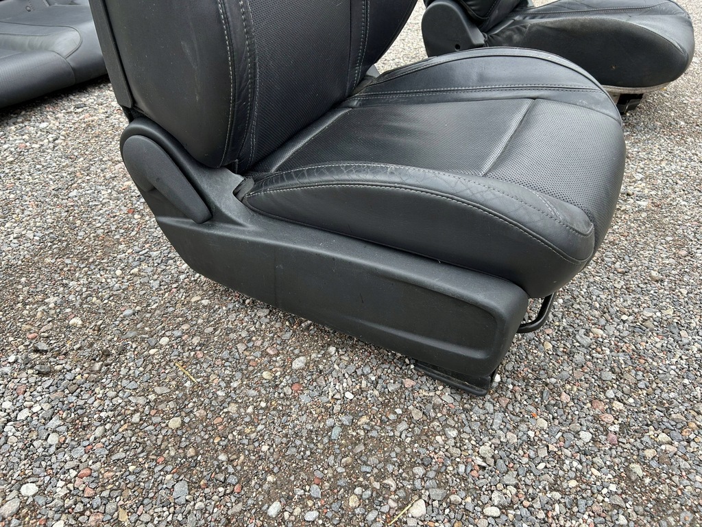 фото №10, Сиденья заднее сиденье салон кожа dodge challenger 2015-