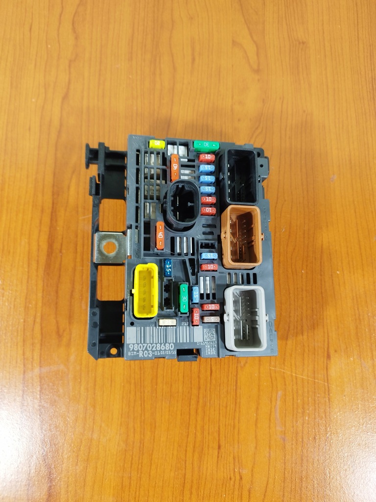 фото №1, Модуль блок управления bsm r-03 9807028680 citroen c4 c8 berlingo jumpy