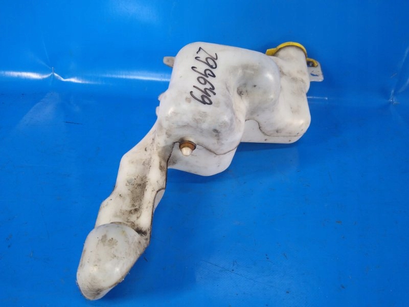 фото №4, Бак распылителя dodge caliber 06-11 5189350aa