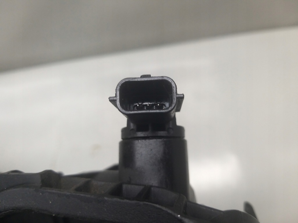 фото №10, Крышка клапанов dacia sandero ii renault clio v 1.0 sce dig-t b4de411