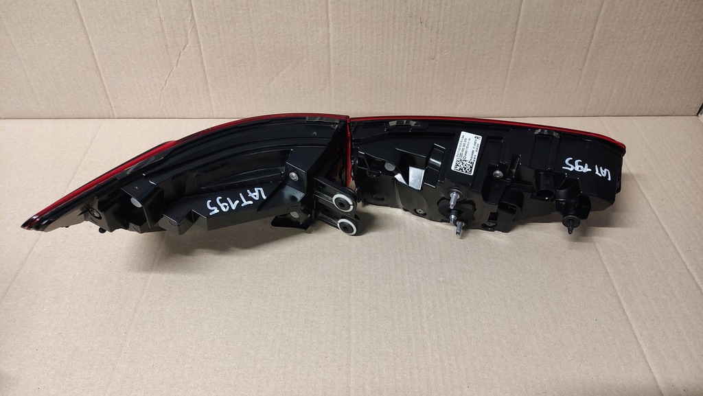 фото №10, Audi a6 c8 лампа ліва права задня задня sedan