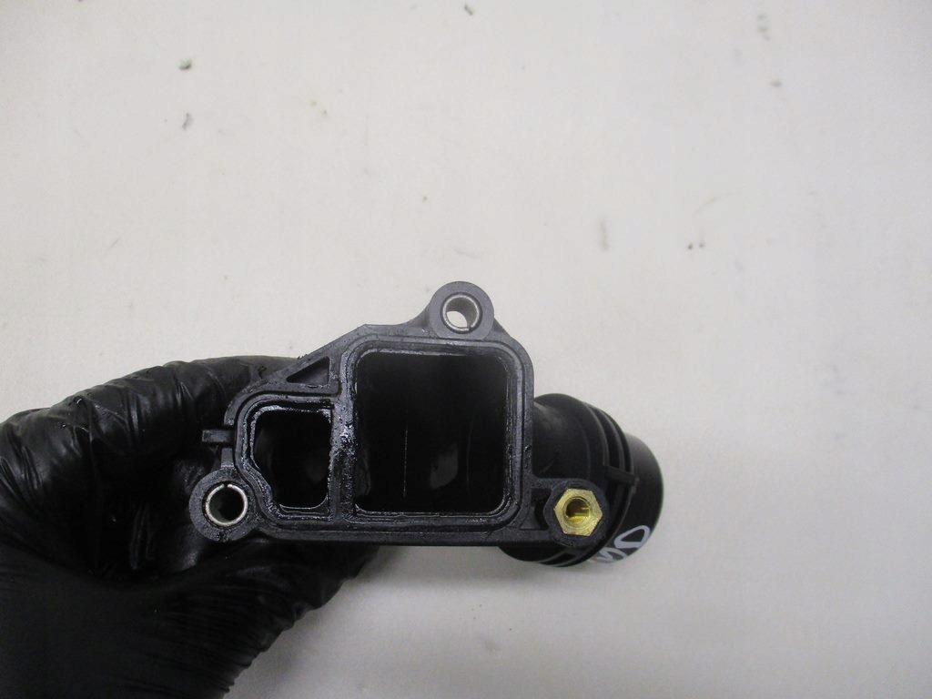 фото №4, Патрубок wody bmw e60 2.0 d