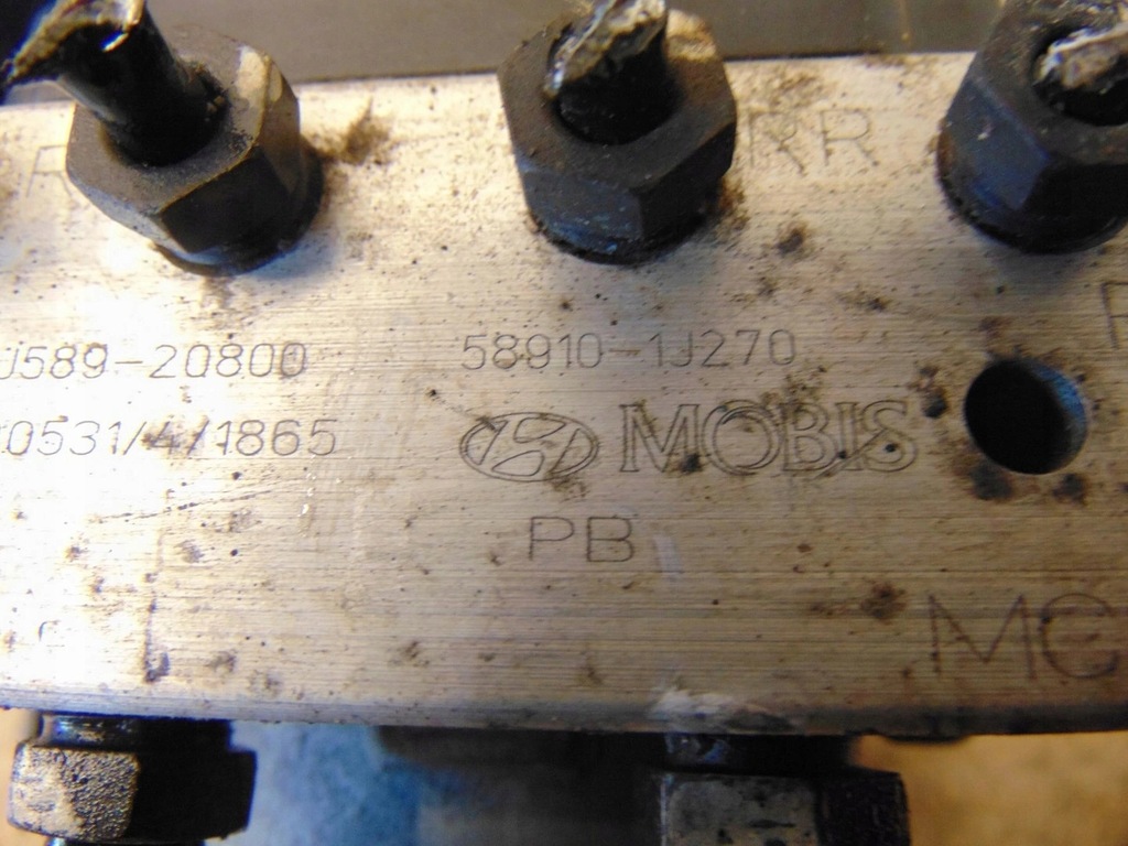 фото №11, Насос abs hyundai i20 1.2 lift 1j589-30800