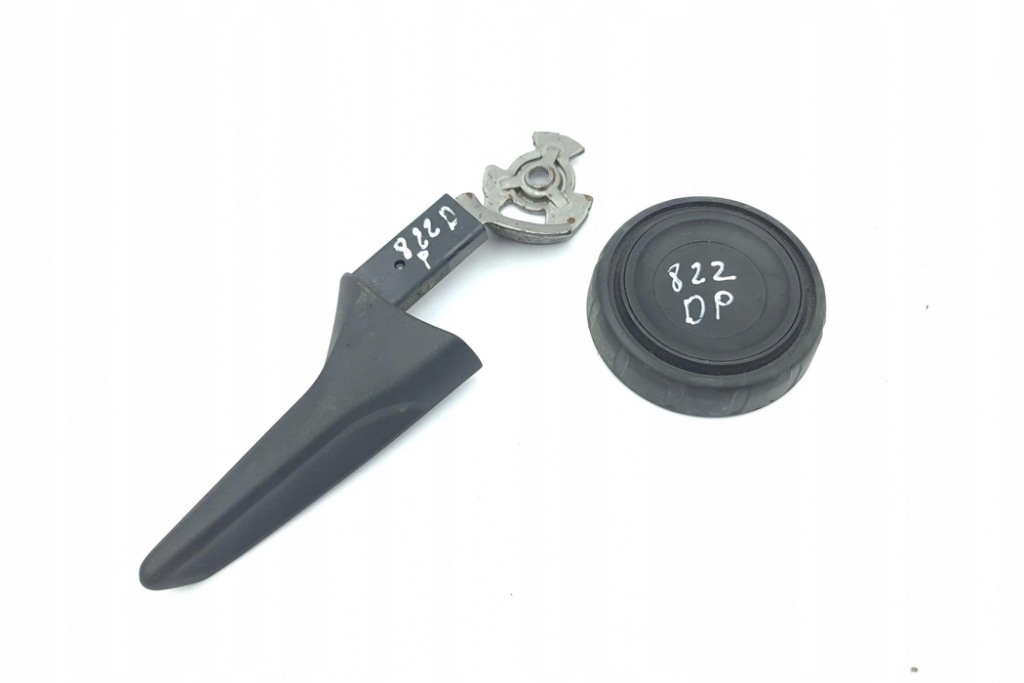 фото №7, Элементы сиденье peugeot 308 sw ii 1171407x 1.6l дизель 2017