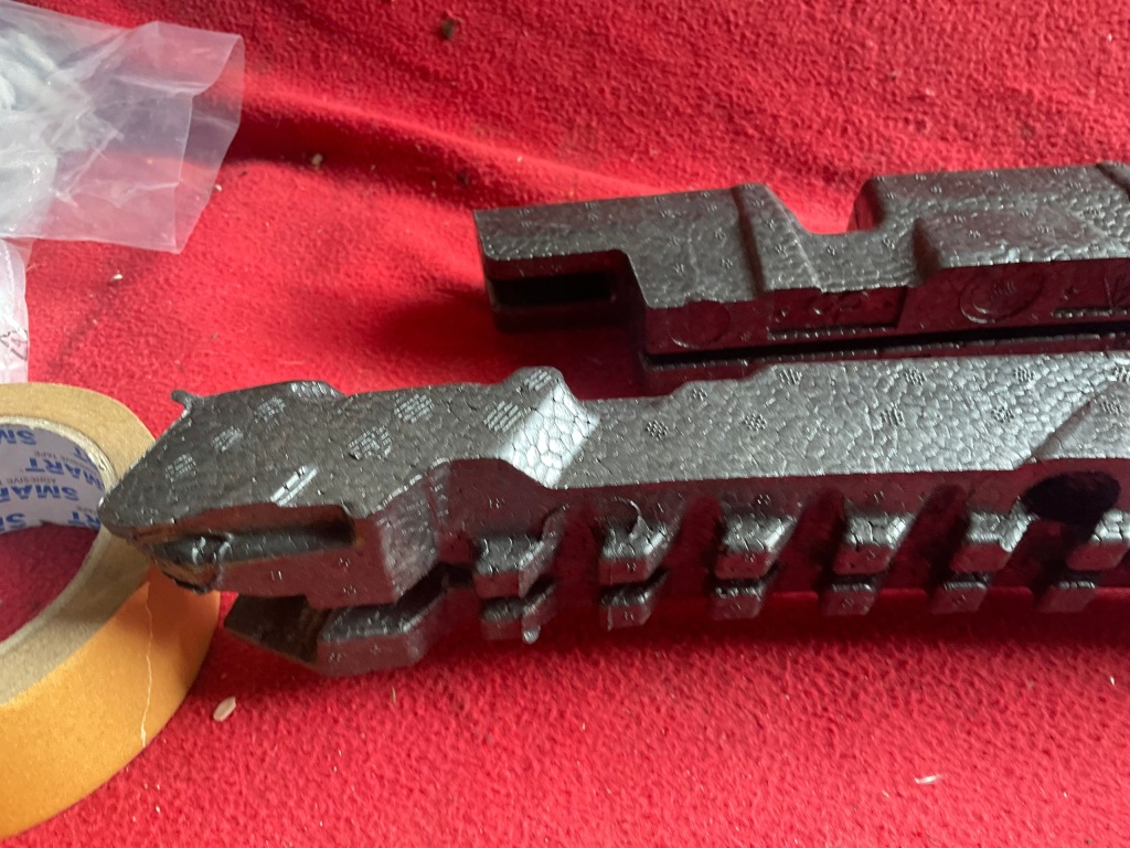 Porsche cayenne 9y пена абсорбер правый + левое  9y0807666d/9y0807665d Недорого