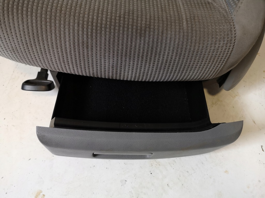 фото №10, Сидіння лівий водія vw jetta