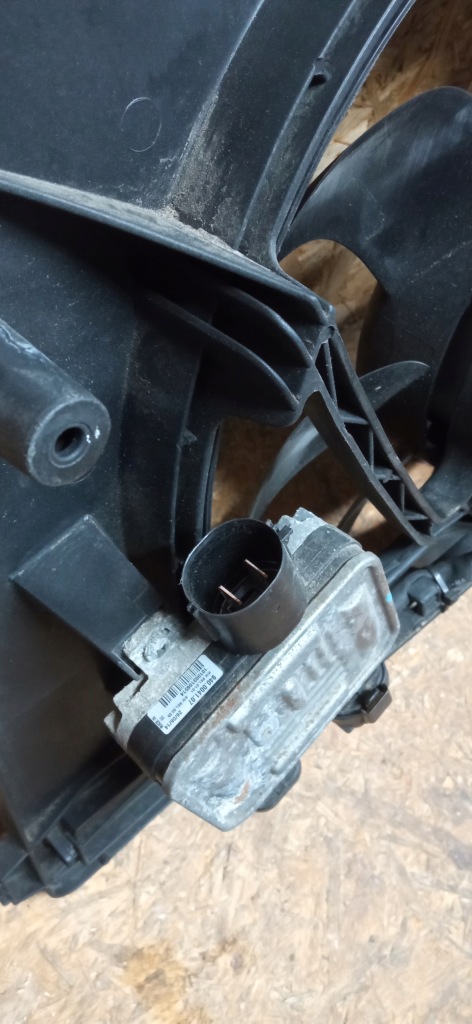 Купити Ford galaxy mk3 s-max kuga mondeo mk4 вентилятор радіатора 6g91-8c607-gl