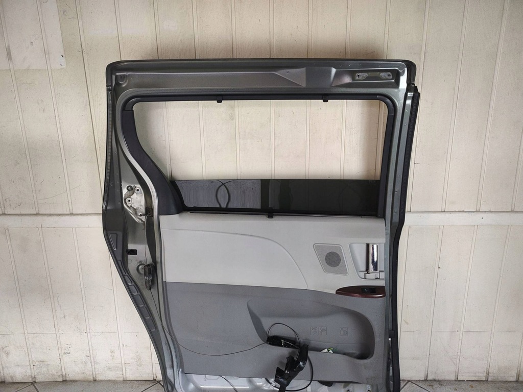 фото №8, Дверь задняя левая сторона toyota sienna 3 2011 5tdyk3dc5bs060116