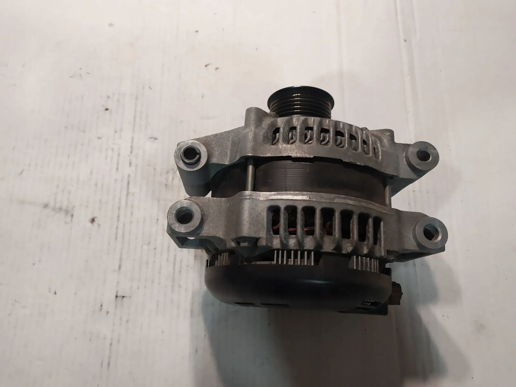 Генератор maserati jeep grand cherokee 1042106590 в Украине