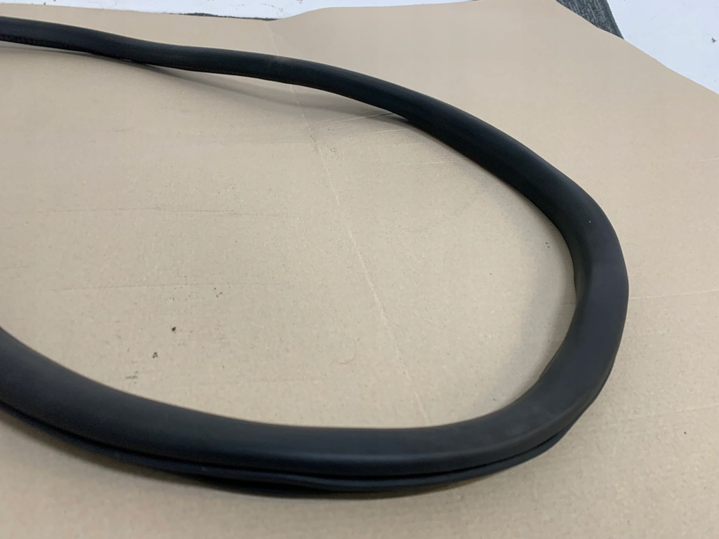 фото №8, Ford mustang mach-e rwd 21r прокладка дверь кузовная правый перед ory