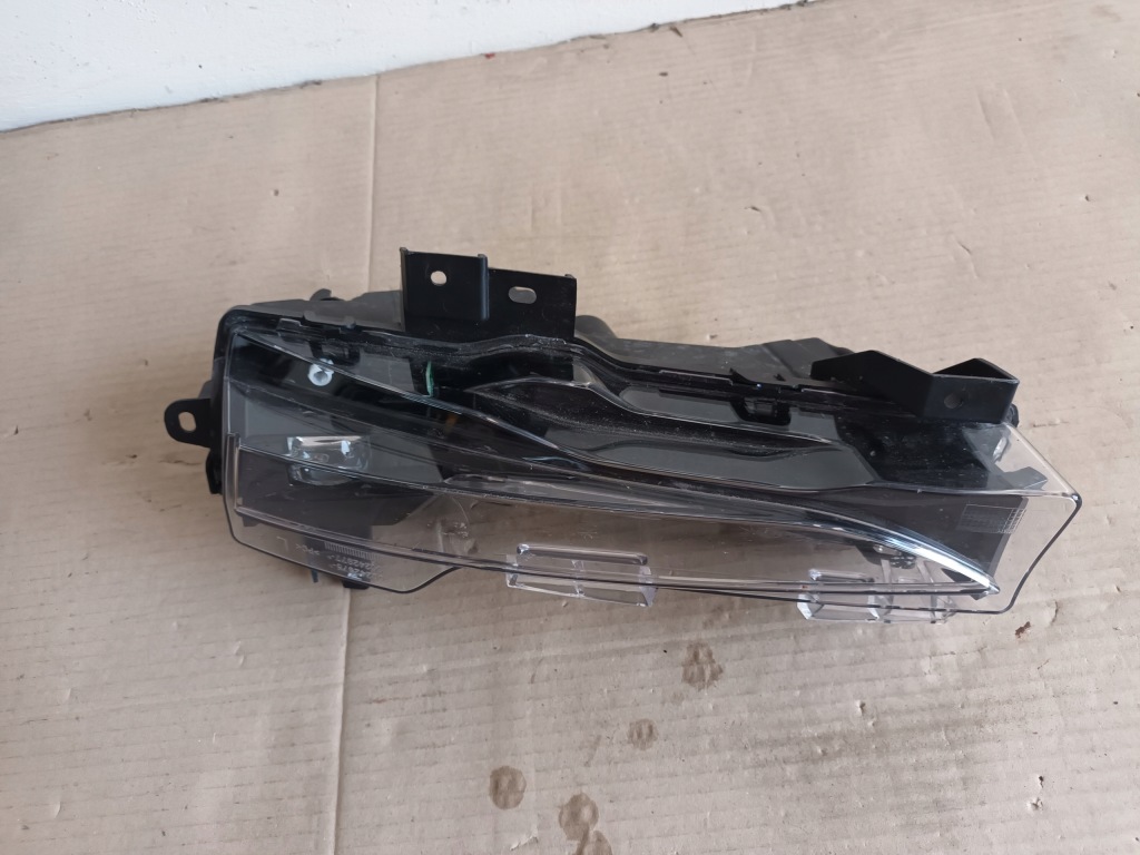 Противотуманная фара левый перед led drl tesla y high Оригинал