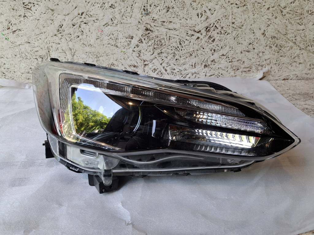 фото №1, Subaru xv impreza лампа правий перед передня перед