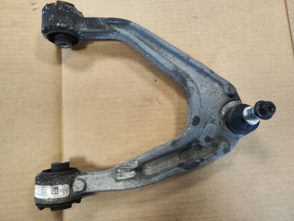 фото №1, Рычаг перед правый maserati ghibli 06700041860