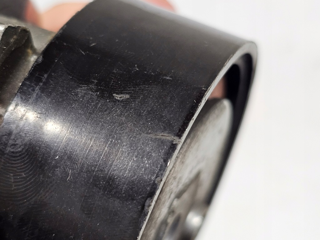 фото №7, Volkswagen 1.4 16v ролик натягувача розподільного валу 036109243af