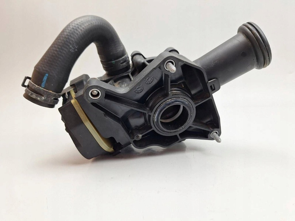 фото №9, Корпус термостата bmw 3 f30 f35 f31 7642854