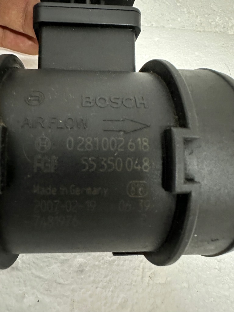 Расходомер opel fiat alfa 1.7 1.9 cdti jtd 0281002618 с Разборки