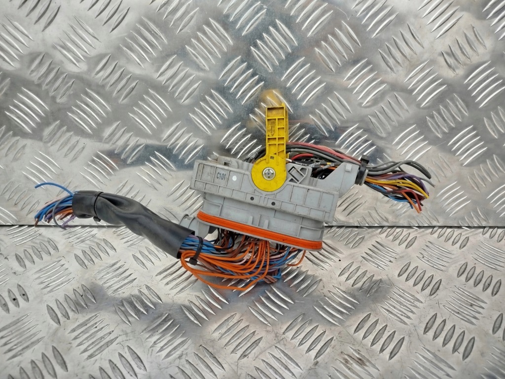 фото №2, Штекер проводка електропроводка кабіни scania r