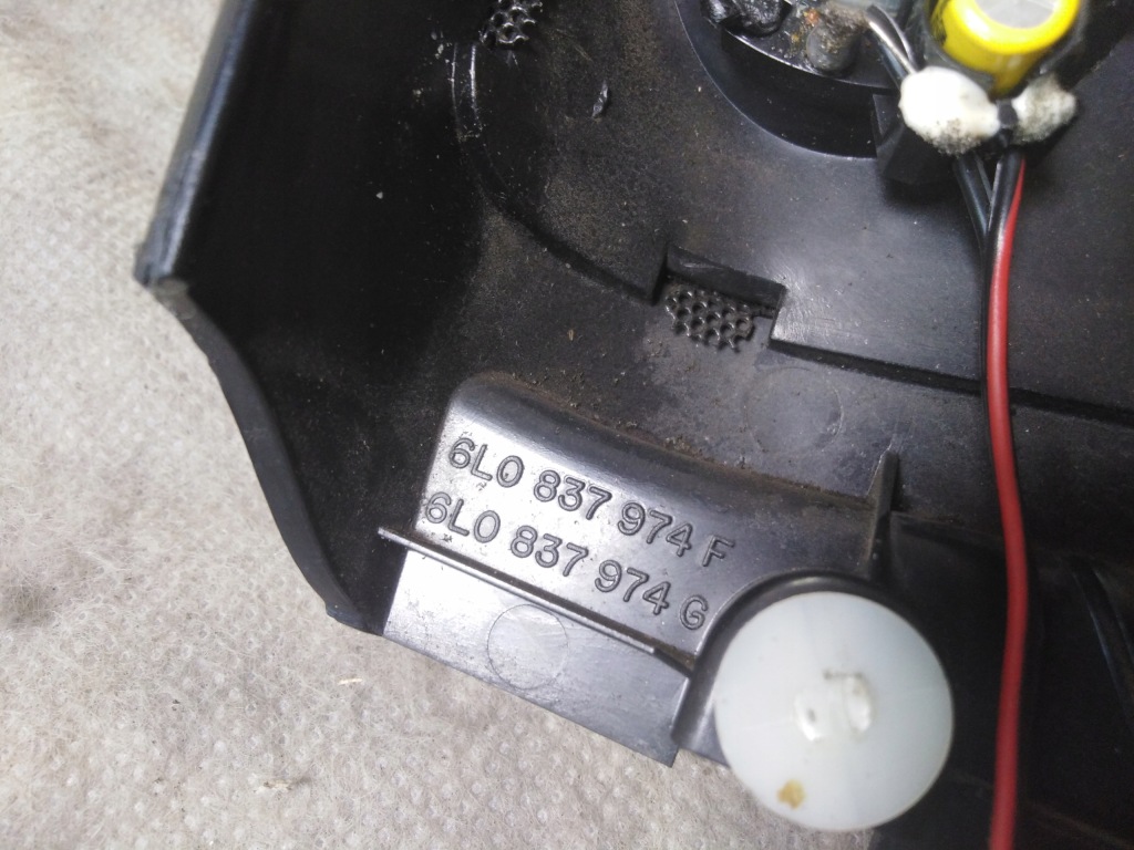 фото №7, Seat ibiza iii 6l fl динамик накладка дверь правый 3 d