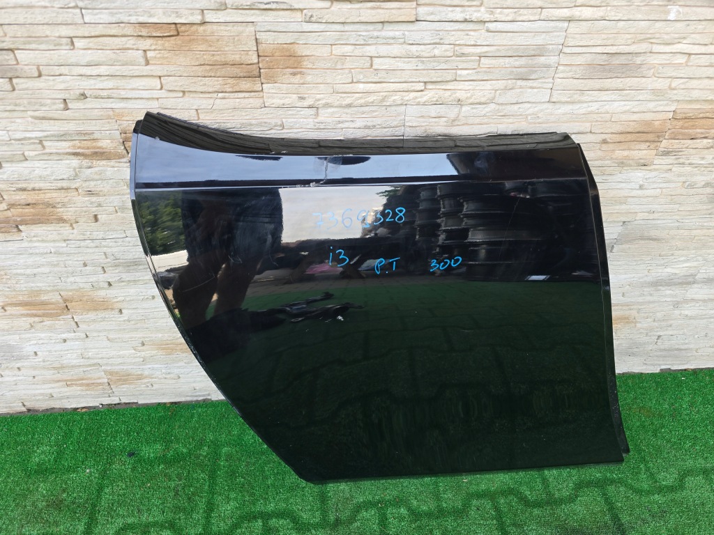 Купити Двері правий задній bmw i3 7368328
