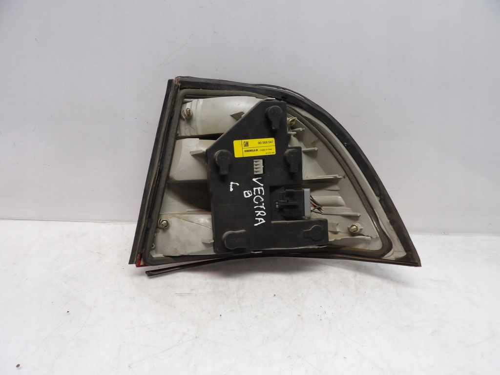 фото №2, Лампа левая задняя opel vectra