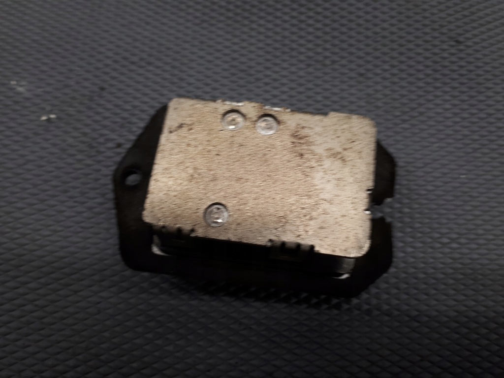 фото №7, Резистор резистор toyota yaris verso 1.4