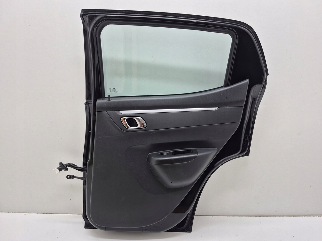 фото №4, Dacia spring дверь задние правое