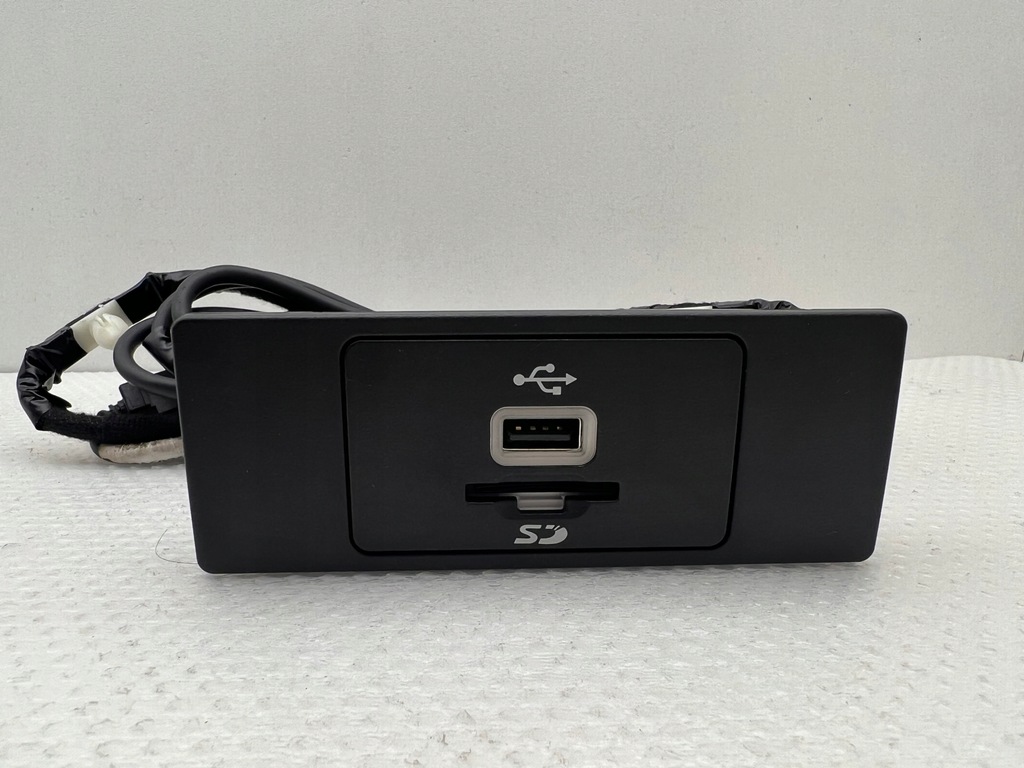 фото №1, Ford mondeo port usb разъём sd gc3t-14f014-ab + кабель