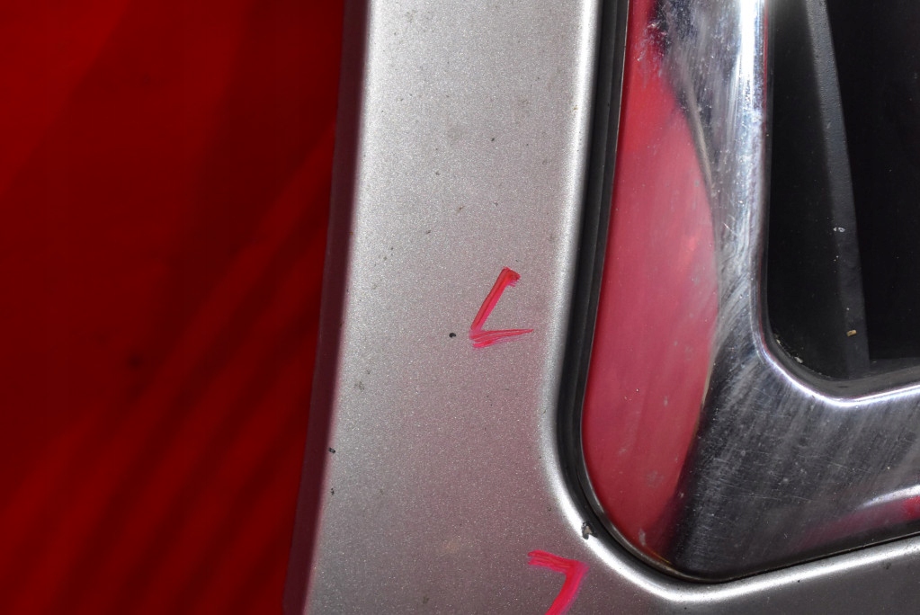 Капот крышка двигателя серебристая skoda octavia 2 2 04-08 Недорого