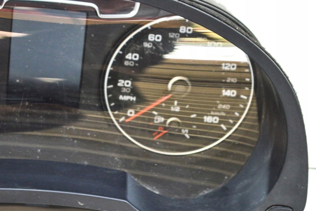 фото №6, Audi q3 8u набір індикаторів 8u0920980j 2.00 дизель 110 kw 2017 mph kmh